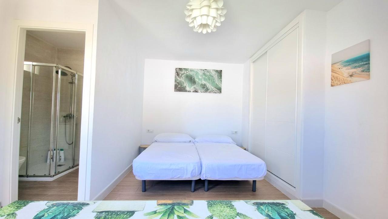 Habitacion Privada Con Bano Y Jardin Privado Chiclana de la Frontera Exterior photo